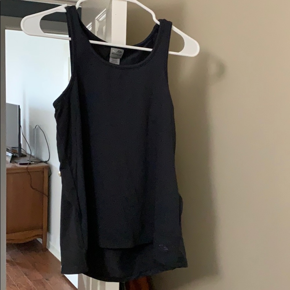 Grey work out tank